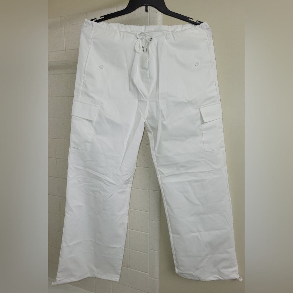 Womens white Parachute Pants Size Large New w/out tags